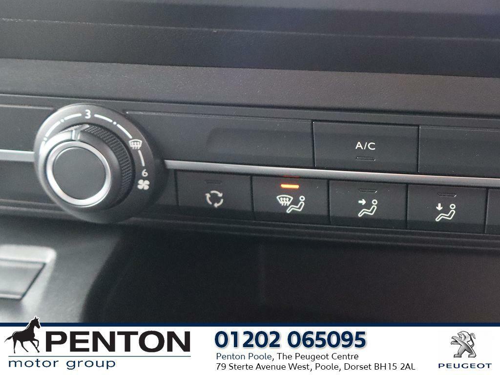 Peugeot Partner 1.5 Bluehdi 950 Professional Long Panel Van Eat8 L Black #2