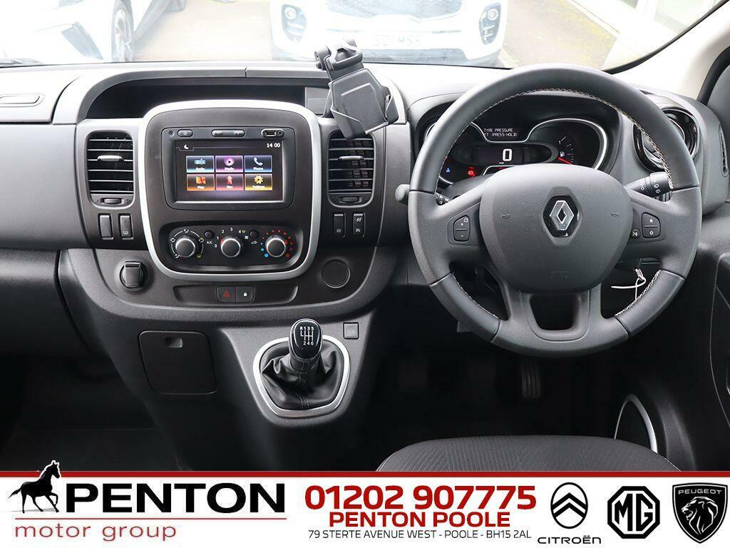Renault Trafic 2.0 Dci Energy 28 Sport Nav Swb Euro 6 Ss Grey #5
