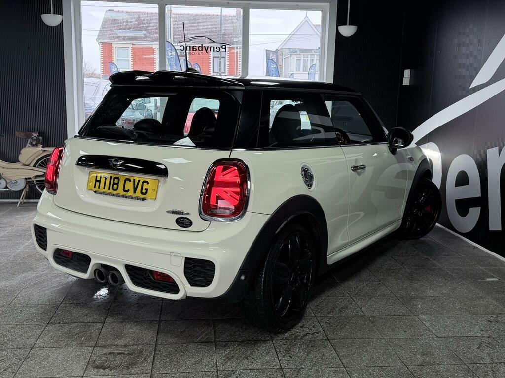 Mini Hatch 2.0 John Cooper Works Euro 6 Ss HT18CVG White #3