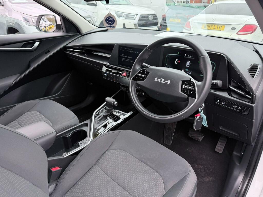 Kia Niro 1.6H Gdi 2 Dct Euro 6 Ss KP72WSL White #2
