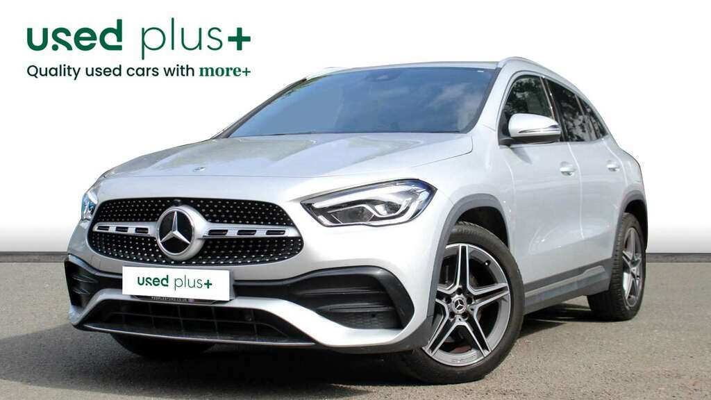 Mercedes-Benz GLA Class Gla 200 Amg Line Silver