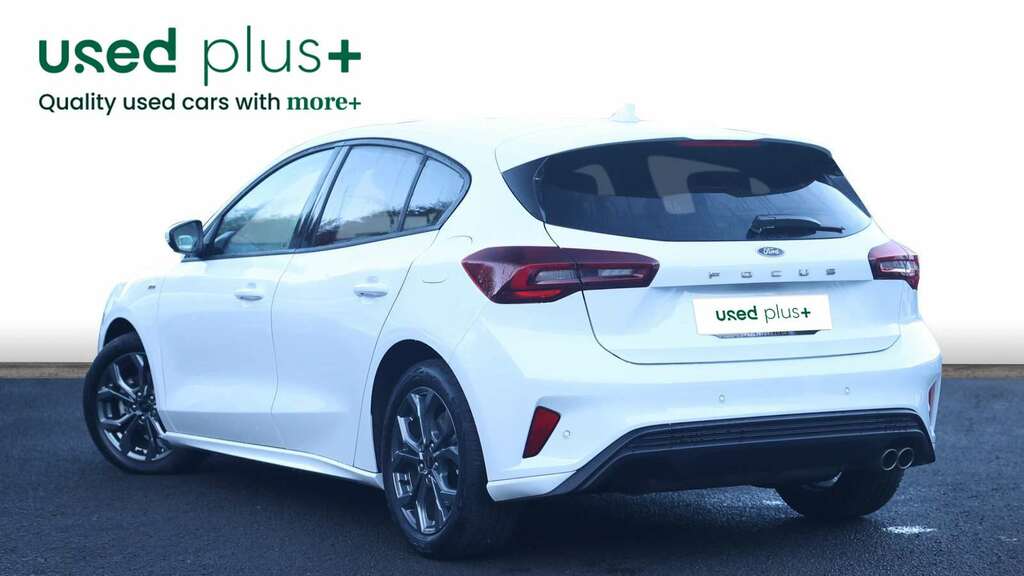 Ford Focus 1.0 Ecoboost Hybrid Mhev 155 St-line SN24MSX White #4