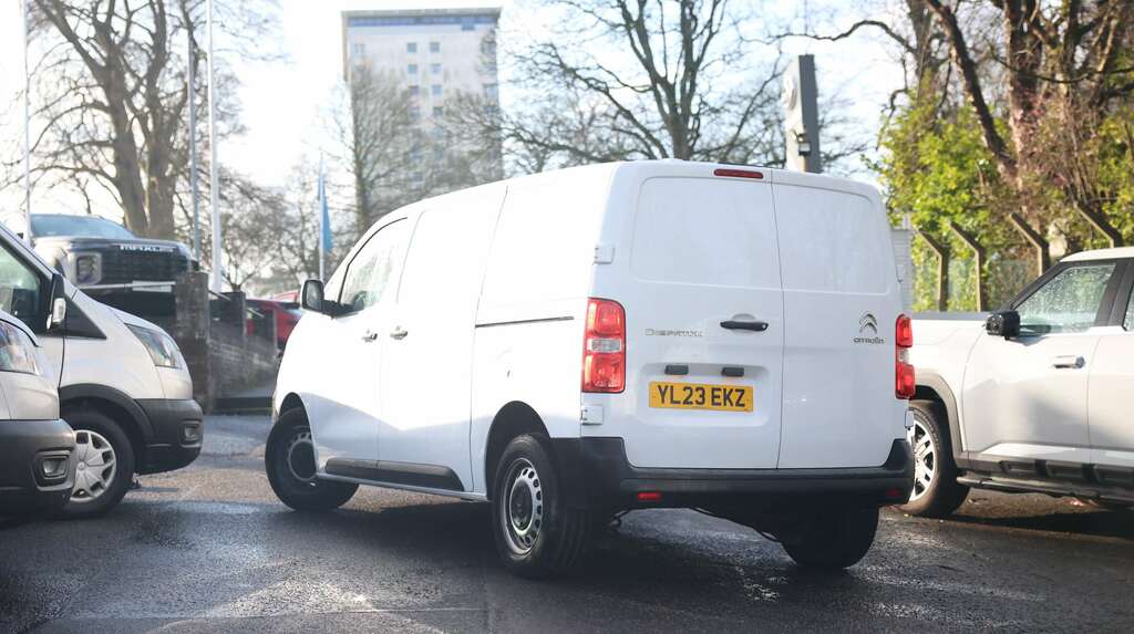 Citroen Dispatch 1000 1.5 Bluehdi 100 Van Enterprise Edition YL23FLN White #4