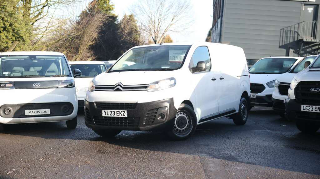 Citroen Dispatch 1000 1.5 Bluehdi 100 Van Enterprise Edition White