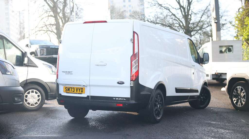 Ford Transit Custom 2.0 Ecoblue 130Ps Low Roof Trail Van SM73VYD White #3