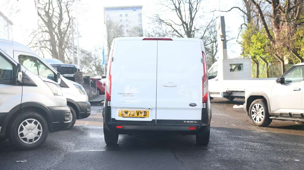 Ford Transit Custom 2.0 Ecoblue 130Ps Low Roof Trail Van SM73VYD White #6