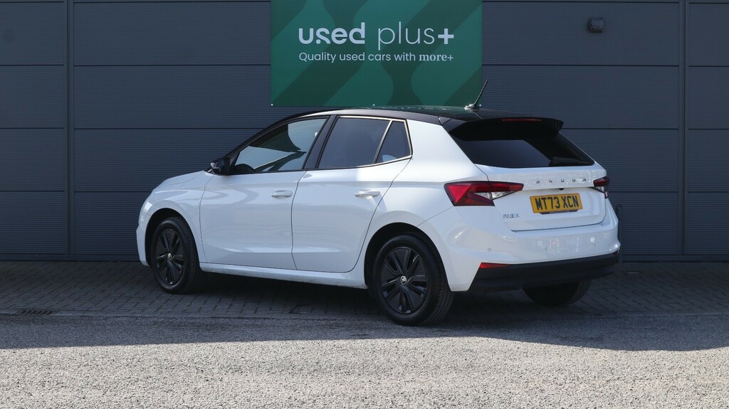 Skoda Fabia 1.0 Tsi Colour Edition MT73XCN White #5