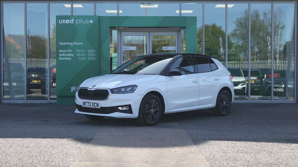 Skoda Fabia 1.0 Tsi Colour Edition MT73XCN White #2