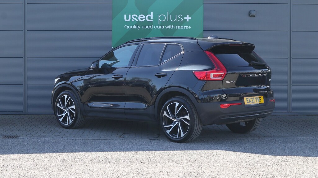 Volvo XC40 2.0 B4p R Design Pro Awd EK21YWF Black #5