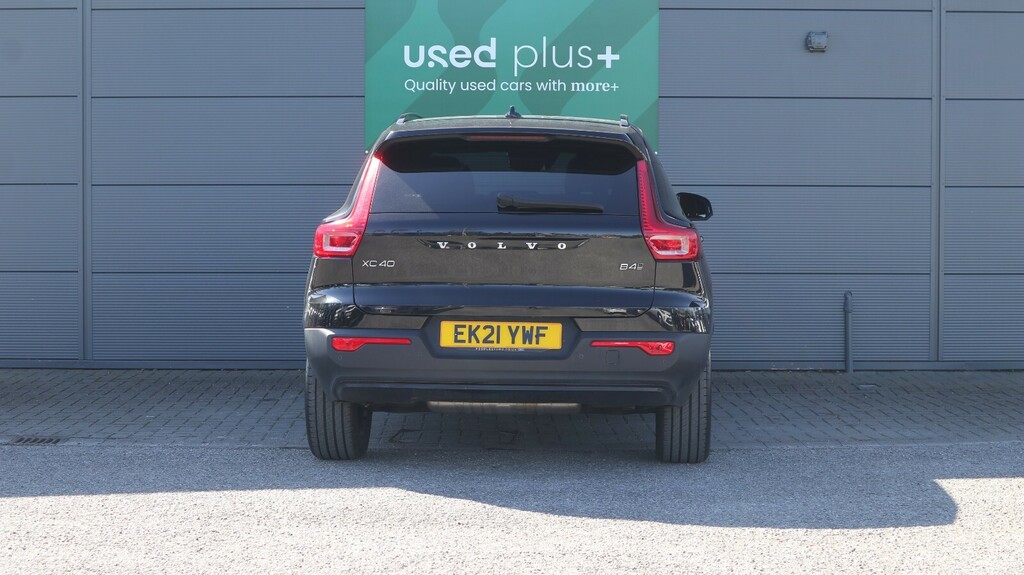 Volvo XC40 2.0 B4p R Design Pro Awd EK21YWF Black #6