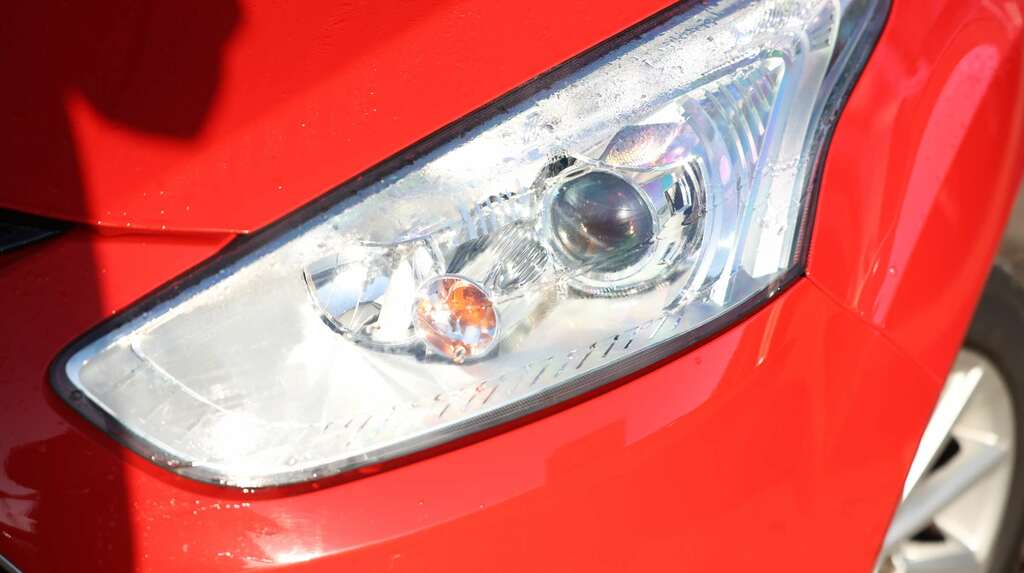 Ford B-Max 1.0 Ecoboost Titanium Navigator HJ67BYU Red #6