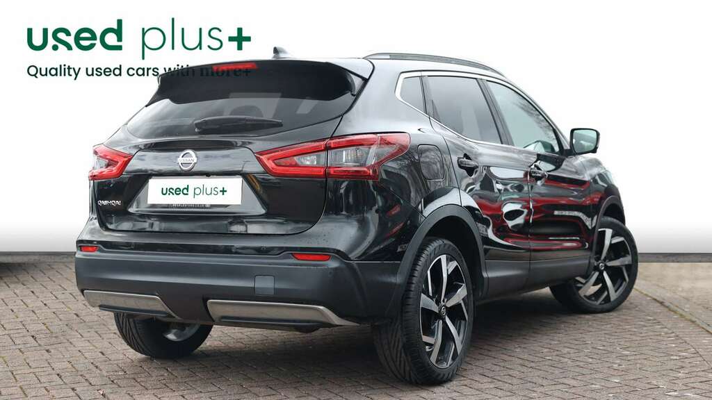 Nissan Qashqai 1.3 Dig-t Tekna SK69DKV Black #3