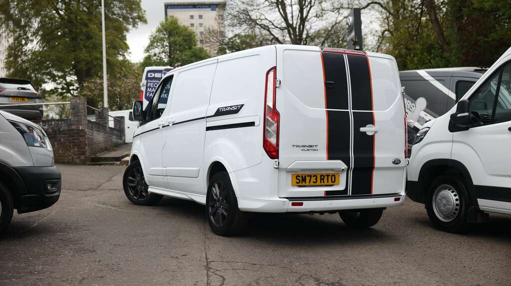 Ford Transit Custom 2.0 Ecoblue 170Ps Low Roof Sport Van SM73RTO White #4