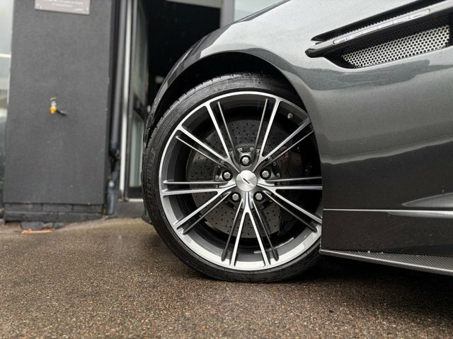 Aston Martin Vanquish Vanquish V12 Silver #3