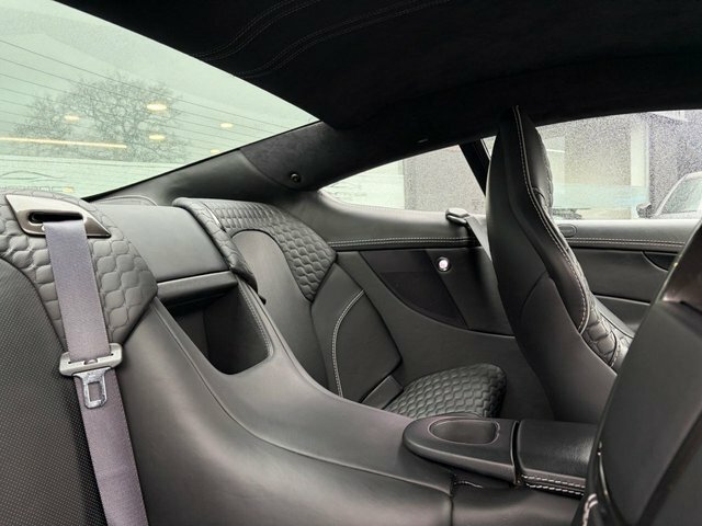 Aston Martin Vanquish Vanquish V12 Silver #84