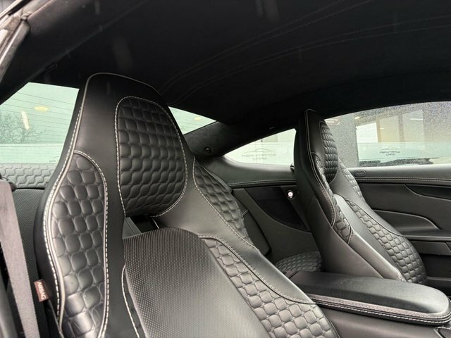 Aston Martin Vanquish Vanquish V12 Silver #77