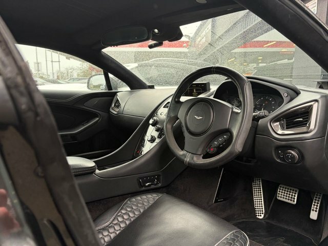 Aston Martin Vanquish Vanquish V12 Silver #4