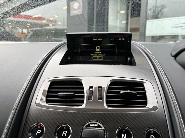 Aston Martin Vanquish Vanquish V12 Silver #61