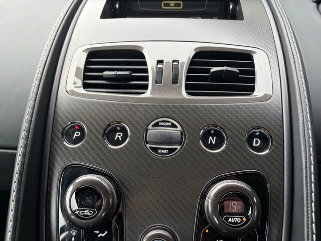 Aston Martin Vanquish Vanquish V12 Silver #62