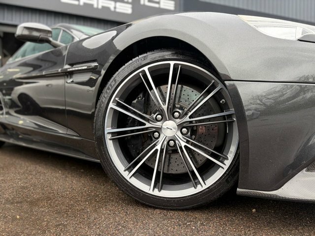 Aston Martin Vanquish Vanquish V12 Silver #10