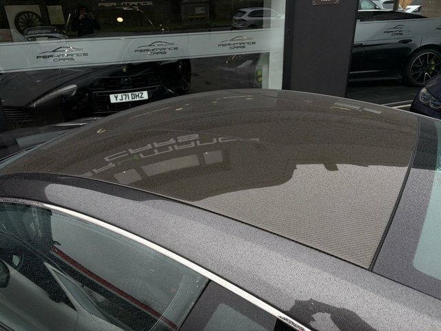 Aston Martin Vanquish Vanquish V12 Silver #32