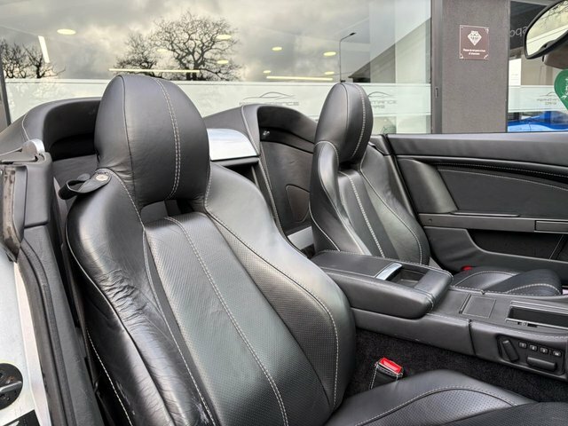 Aston Martin Vantage Sportshift 420 Black #71