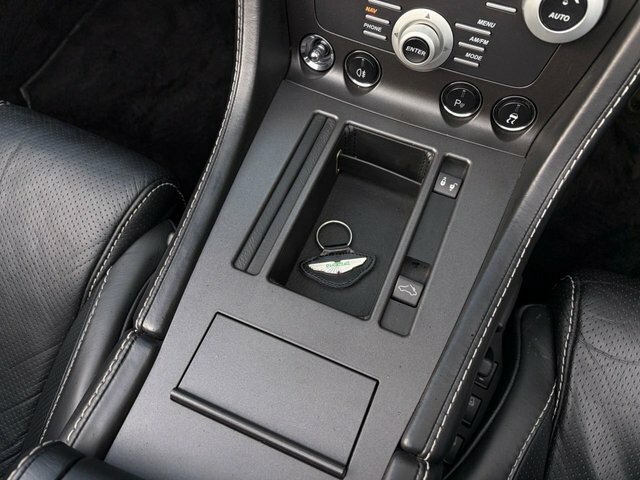 Aston Martin Vantage Sportshift 420 Black #63