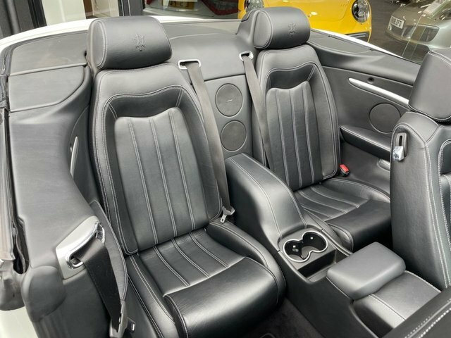 Maserati GranCabrio 2011 4.7 V8 Euro 4 Black #29