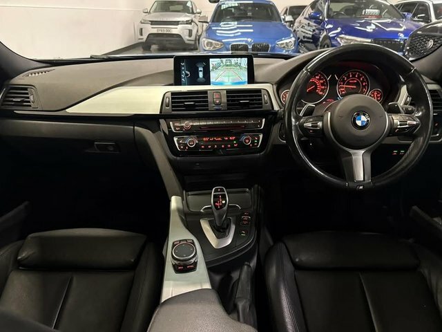 BMW 3 Series 340I M Sport Touring Blue #4