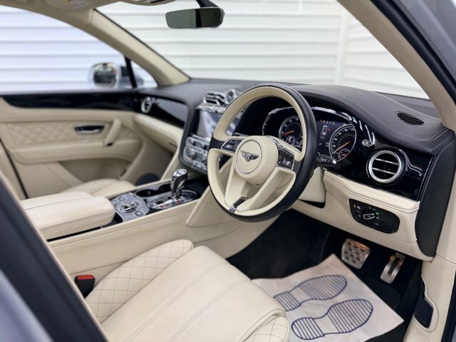 Bentley Bentayga 2016 6.0 W12 Suv 4Wd Euro 6 Ss G5YYH Grey #3