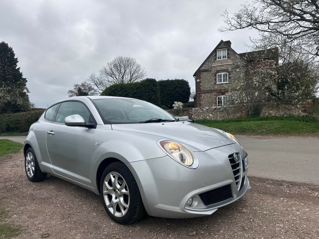 Alfa Romeo MiTo 1.4 16V Lusso Hatchback Silver