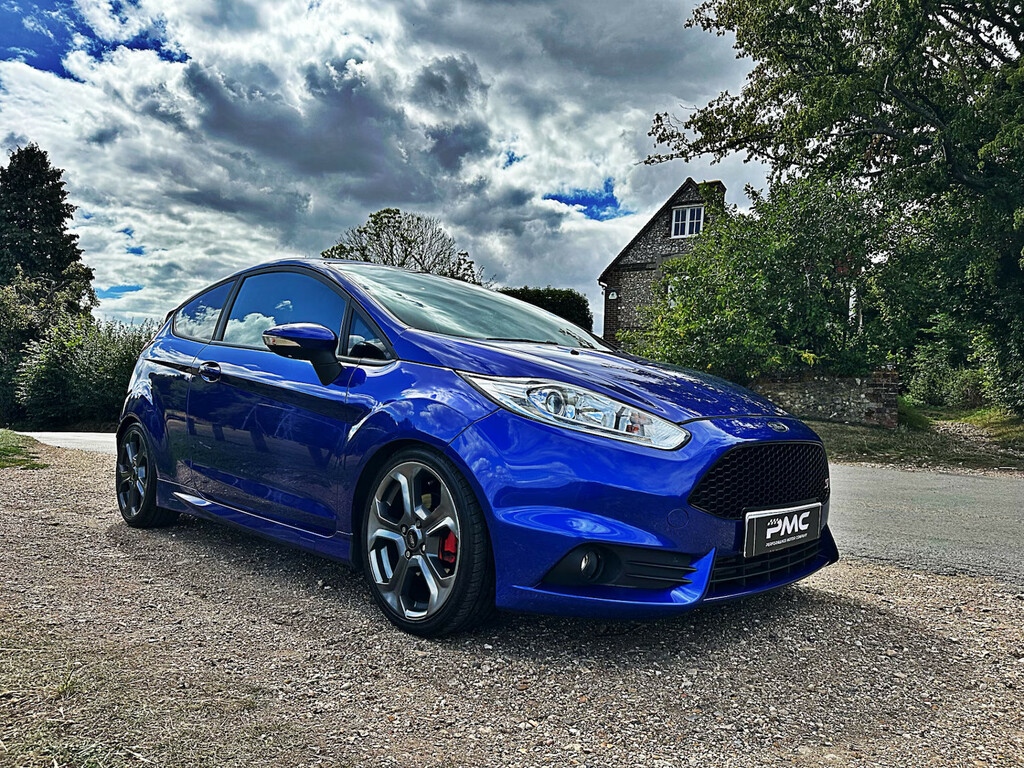 Ford Fiesta 1.6 Ecoboost St-2 Hatchback Blue