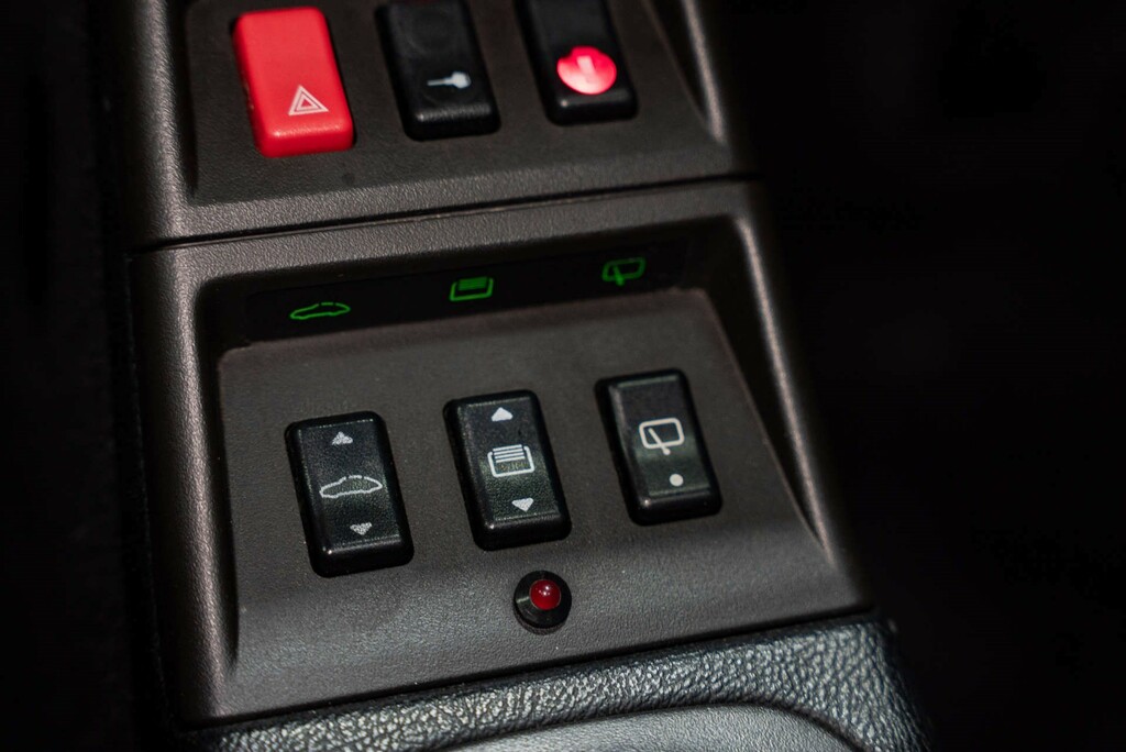 Porsche 911 Carrera Cpe Red #27