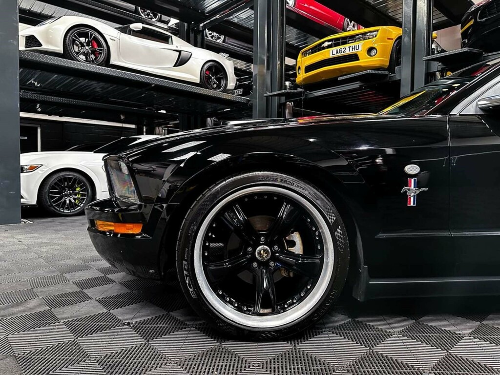 Ford Mustang  Black #11