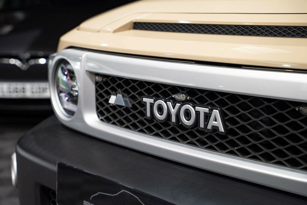 Toyota FJ Cruiser Color-package 4Wd White #11