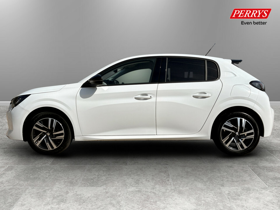Peugeot 208 1.2 Puretech 100 Allure Premium Eat8 CMZ3304 White #4