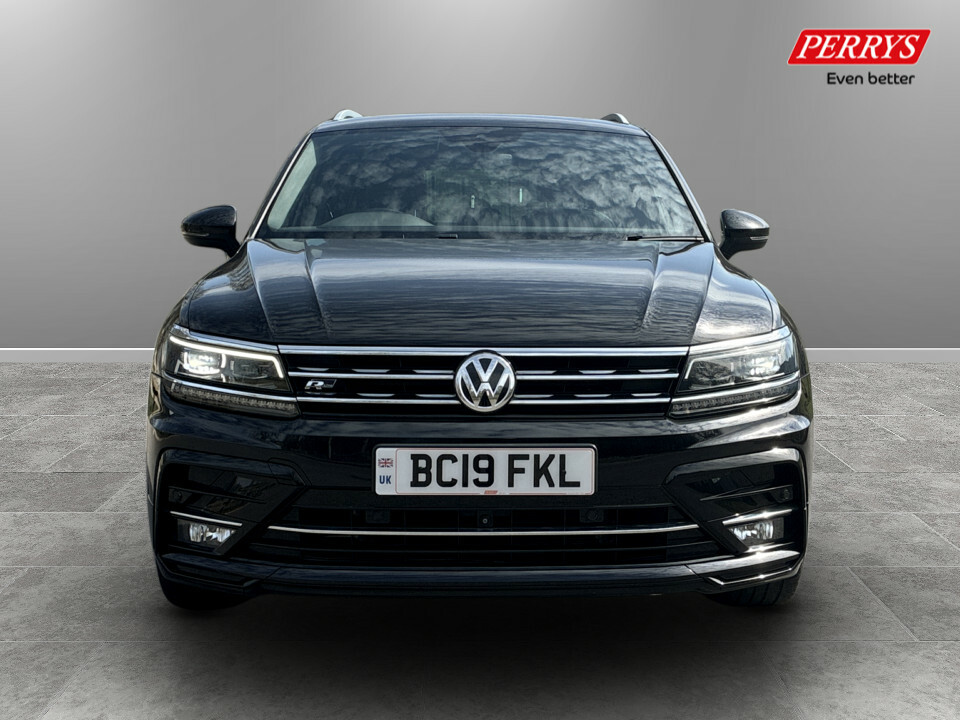 Volkswagen Tiguan 2.0 Tdi 150 4Motion R-line Tech Dsg BC19FKL Black #2