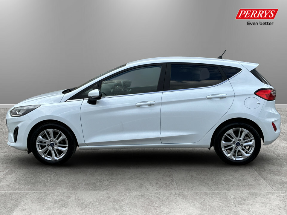 Ford Fiesta 1.0 Ecoboost Hybrid Mhev 125 Titanium YS23DLZ White #4