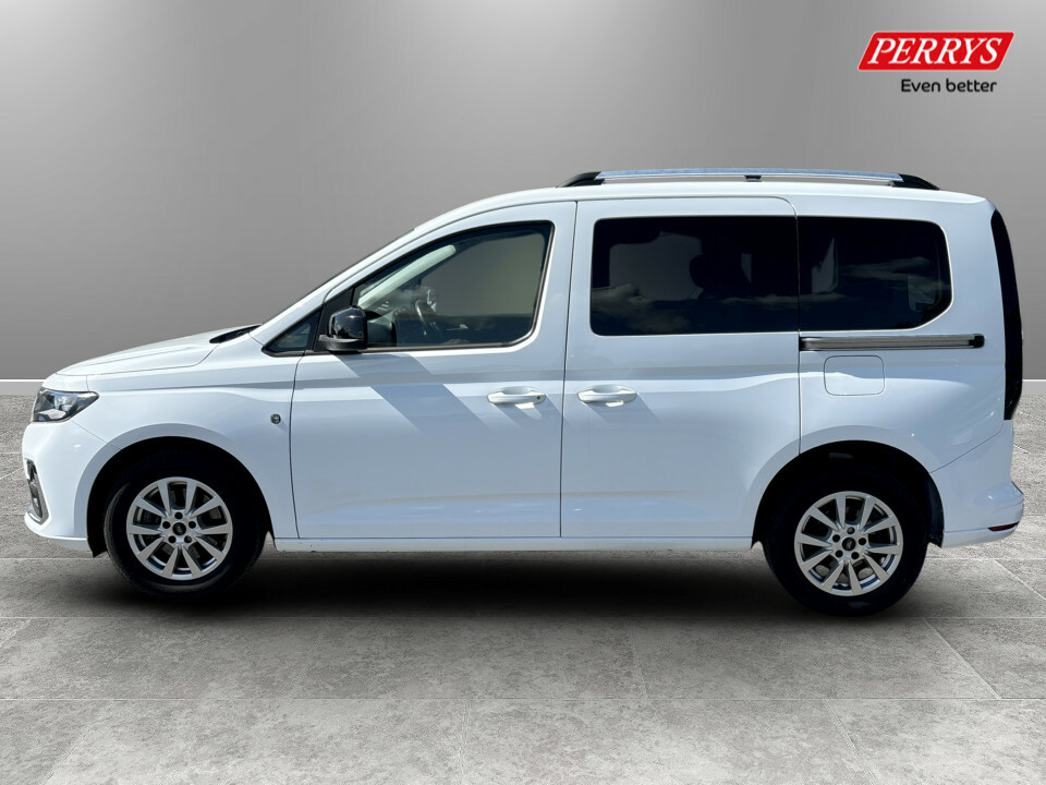 Ford Tourneo Connect Tourneo Connect Titanium Tourneo L1 1.5L Ecoboost White #4