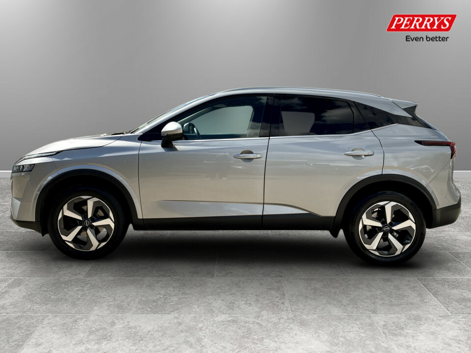 Nissan Qashqai 1.3 Dig-t Mh 158 N-connecta Xtronic DV24ZRU Silver #4