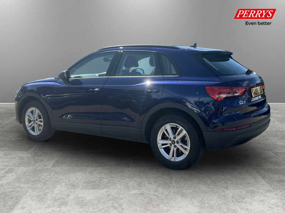 Audi Q3 35 Tfsi Technik S Tronic LM23UUS Blue #5