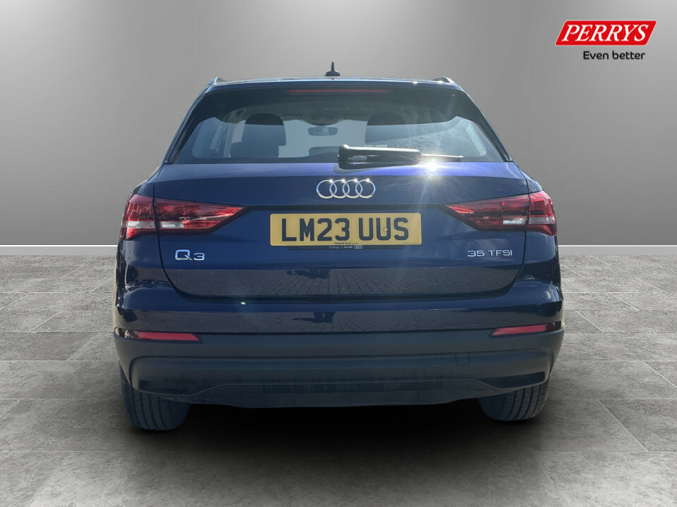 Audi Q3 35 Tfsi Technik S Tronic LM23UUS Blue #6