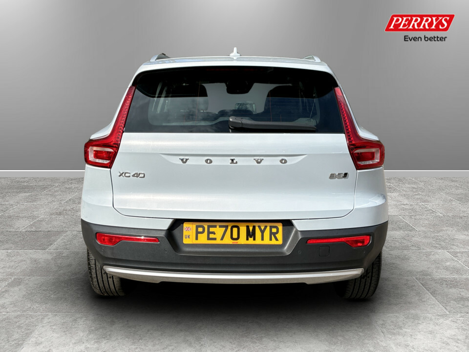 Volvo XC40 2.0 B5p Inscription Pro Awd PE70MYR Silver #6