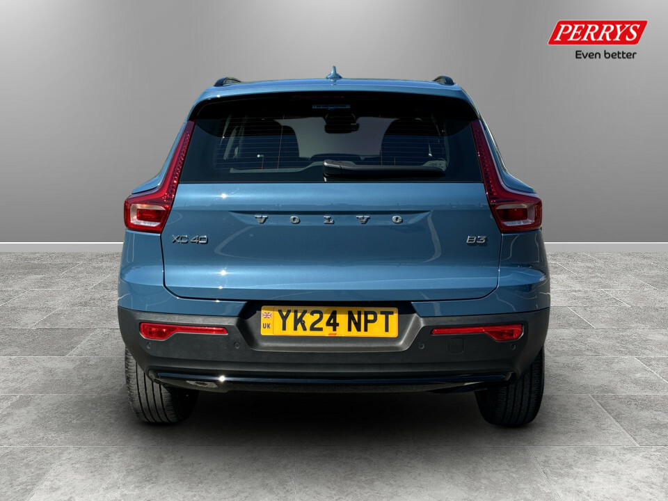 Volvo XC40 2.0 B3p Plus Dark YK24NPT Blue #6