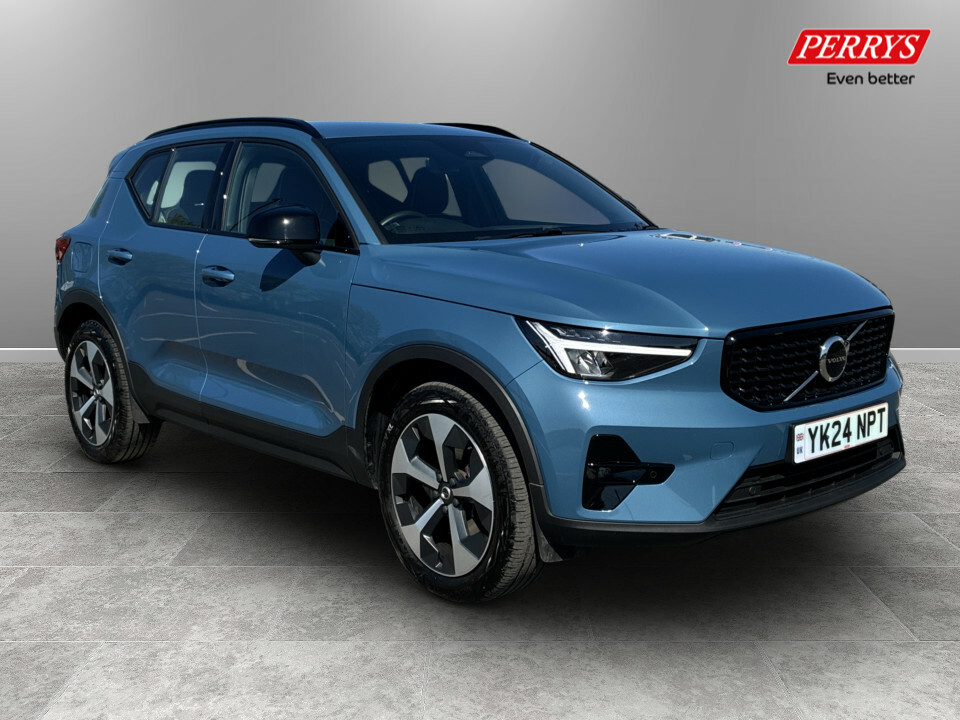 Volvo XC40 2.0 B3p Plus Dark Blue