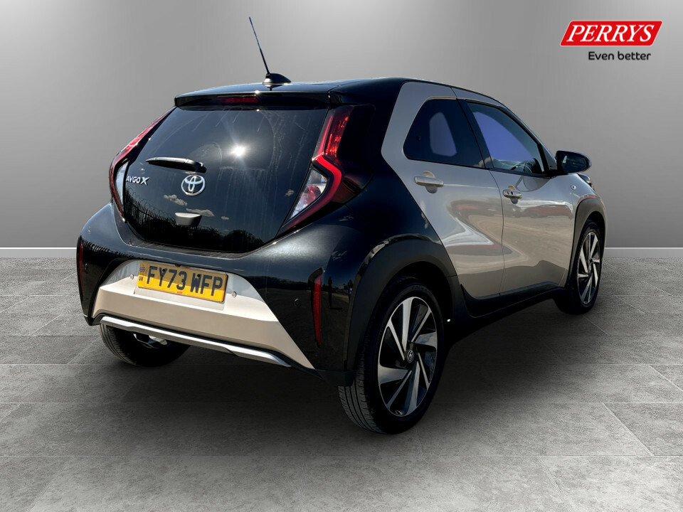 Toyota Aygo X 1.0 Vvt-i Exclusive FY73WFP Beige #5