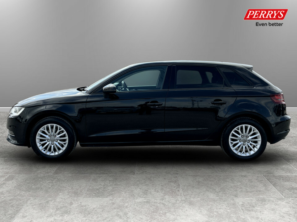 Audi A3 2.0 Tdi Se Technik SX15AWP Black #4