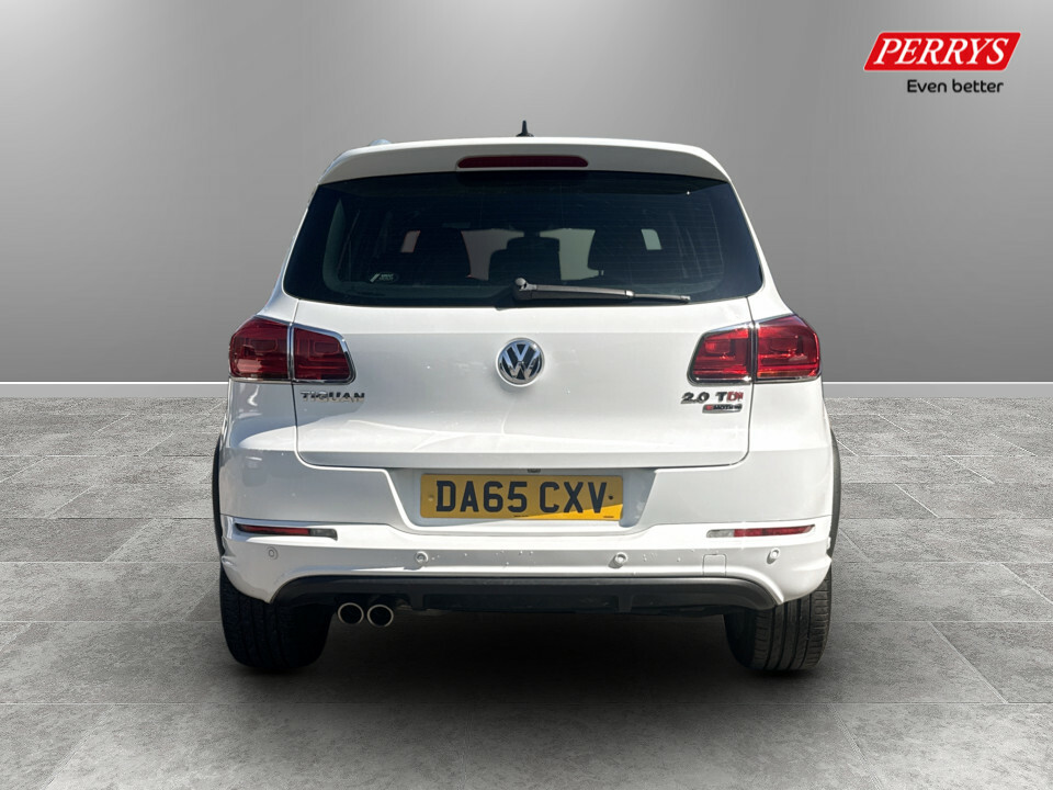 Volkswagen Tiguan 2.0 Tdi Bluemotion Tech R-line 184 Dsg Nav DA65CXV White #6