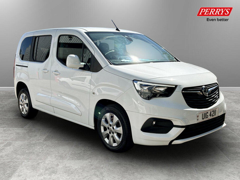 Vauxhall Combo Life 1.5 Turbo D Se 7 Seat White