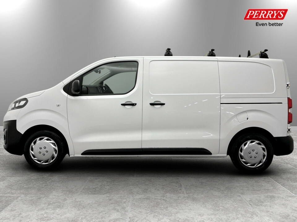 Vauxhall Vivaro 2700 1.5D 120Ps Dynamic H1 Van AV71KLP White #4